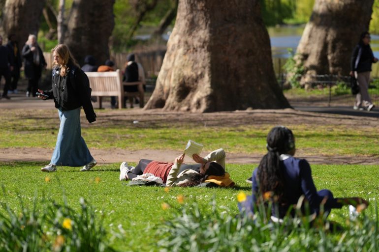 UK Set For Record Hot May Day With Parts Of Country Hotter Than Barbados