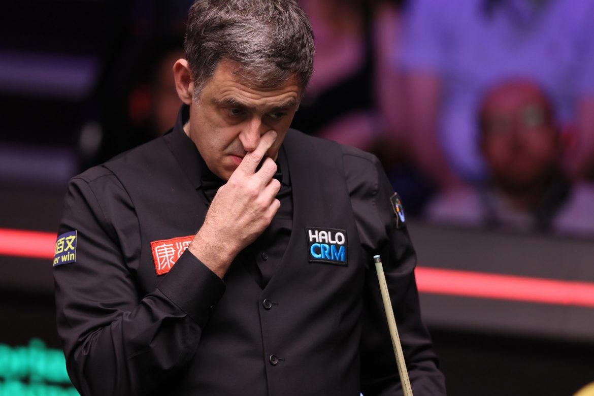 Pretty Evil Ronnie OSullivan Opens Up 6 2 Lead Against Old Foe John Higgins