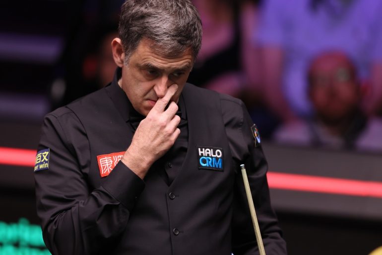 Pretty Evil Ronnie OSullivan Opens Up 6 2 Lead Against Old Foe John Higgins