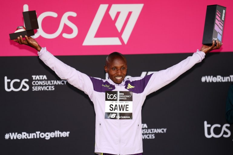 First Ever Sub 2hr Marathon Is Run In London