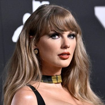 Taylor Swift Says It Can Get A Bit Weird When Fans Overanalyse Her Songs