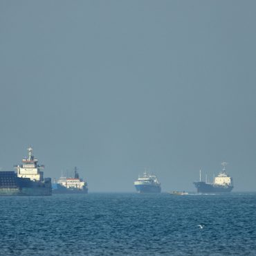 Iran Strikes On UAE Condemned By Starmer Amid US Bid To Open Strait Of Hormuz