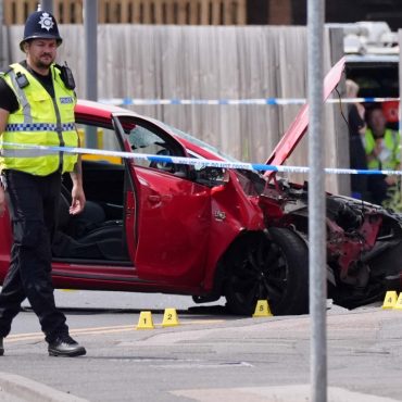 Man With Life Threatening Injuries After Car Hits Pedestrians