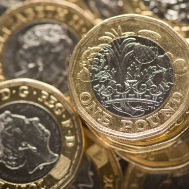 UK Economy Records Strongest Quarterly Growth In A Year
