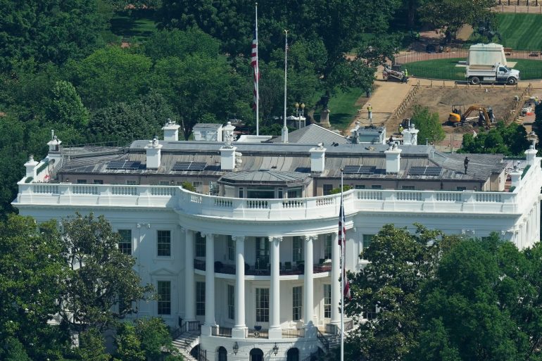 Suspect Shot Dead Near White House After Firing At Security Checkpoint