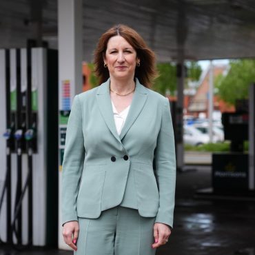 Cheaper Food And Free Bus Rides For Children In Reeves Cost Of Living Plan