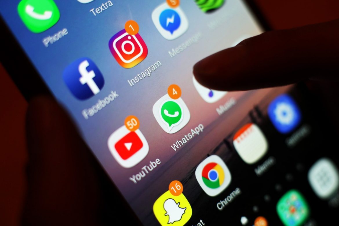 MPs Call For Statutory Social Media Ban For Children Under 16