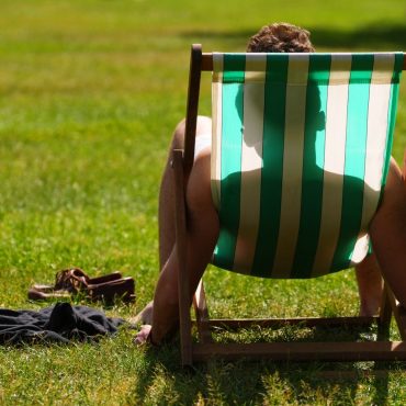 Temperatures In UK Could Be Hotter Than The Seychelles On Saturday