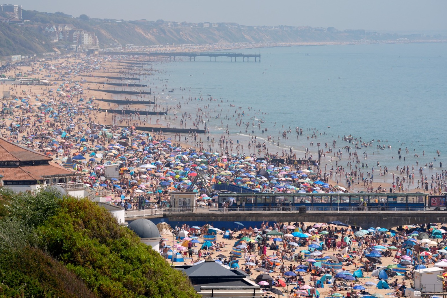 UK Endures Tropical Night After Heatwave Breaks May Record For Second Day
