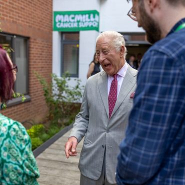 King Has Instant Bond With Cancer Patients During Visit To New Hospital Centre