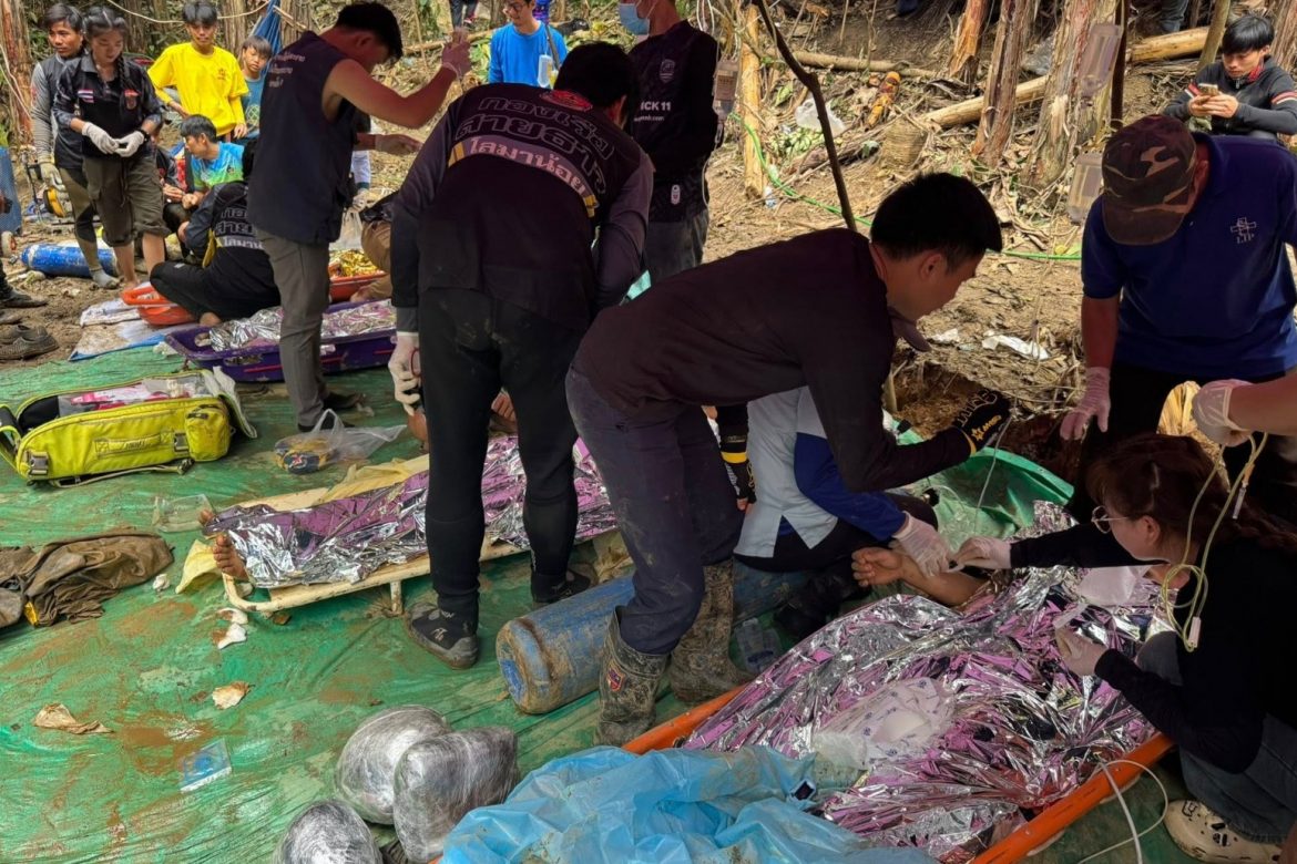 Rescuers Free Four Villagers Trapped In Flooded Laos Cave For 10 Days
