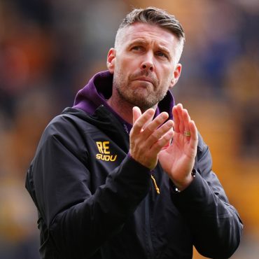 Wolves Sack Boss Rob Edwards