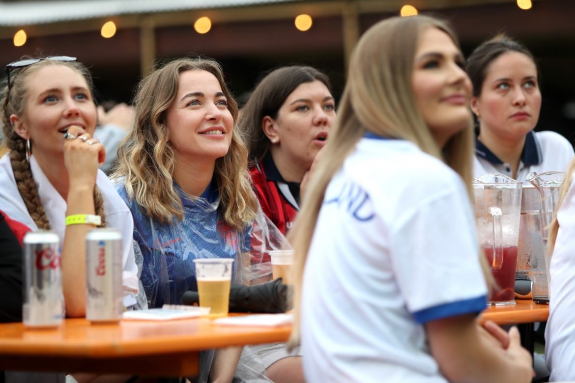 Pub Bookings Surge By 300 For Englands World Cup Kick Off